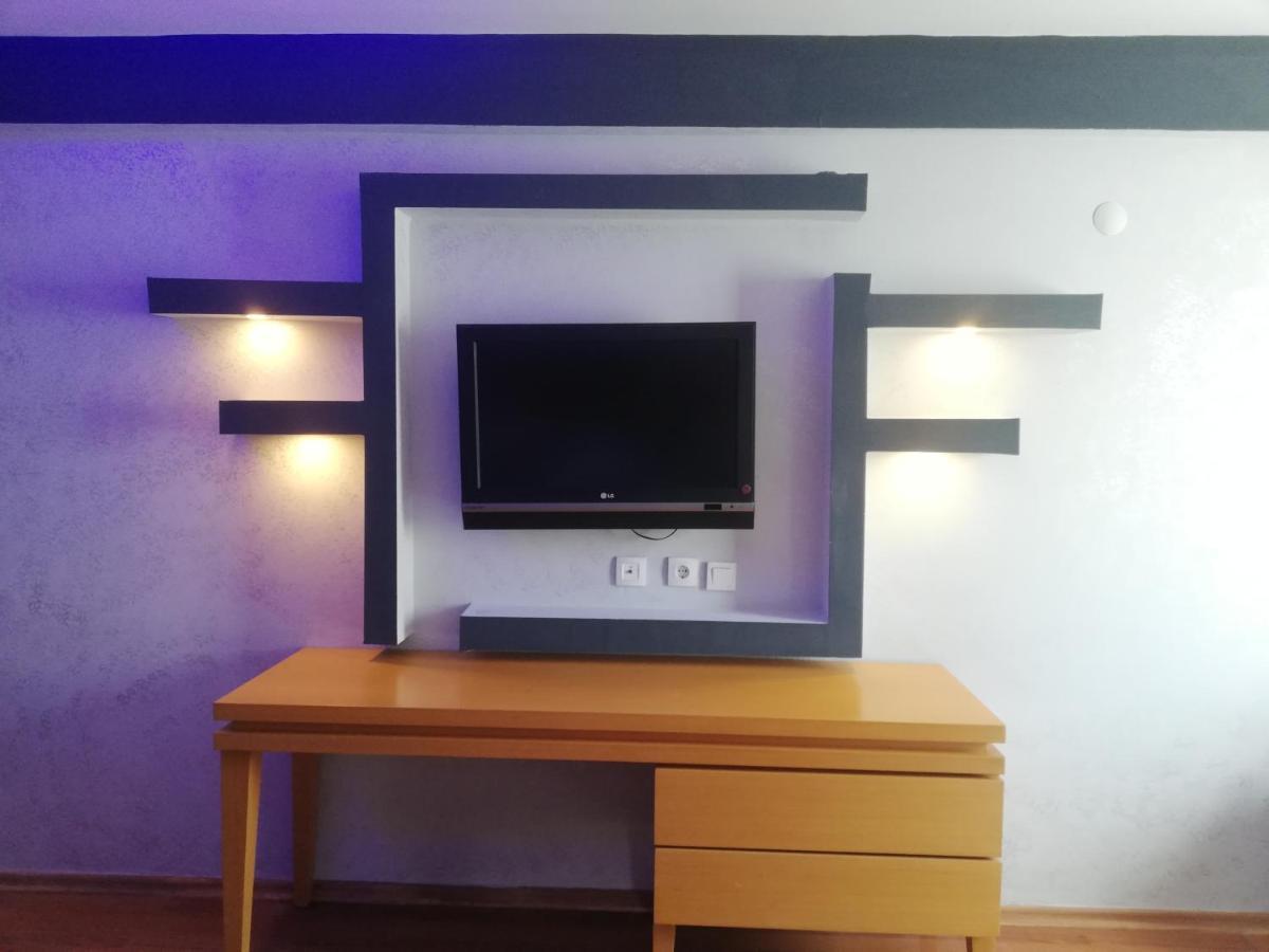 Uenaten Otel Gaziemir ภายนอก รูปภาพ
